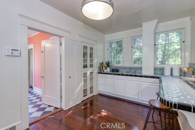 Detail Gallery Image 14 of 66 For 605 E Home Ave, Fresno,  CA 93728 - 5 Beds | 4/1 Baths