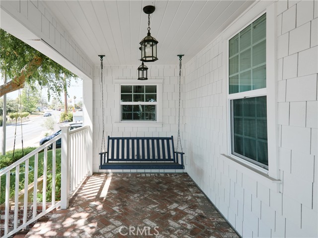 Detail Gallery Image 4 of 43 For 6443 W 81st St, Los Angeles,  CA 90045 - 4 Beds | 4 Baths