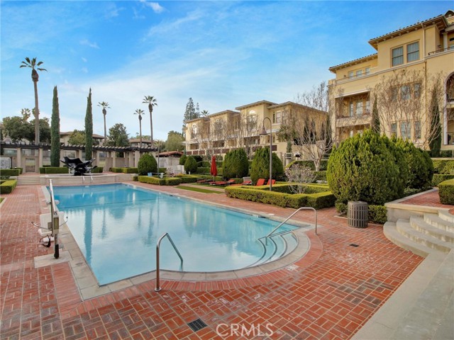 Detail Gallery Image 69 of 75 For 112 S Orange Grove Bld #109,  Pasadena,  CA 91105 - 3 Beds | 3/1 Baths