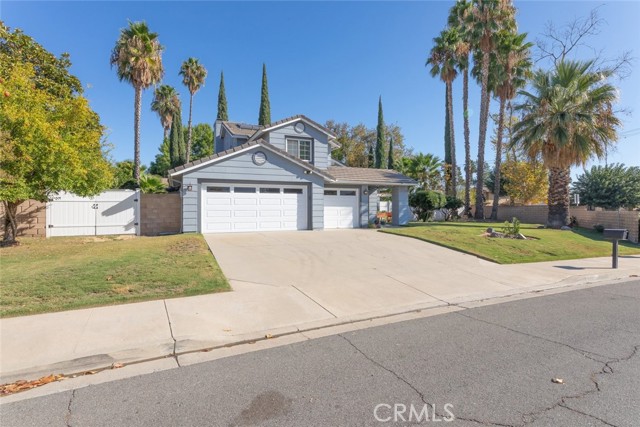 Detail Gallery Image 7 of 51 For 15082 Christina Ct, Lake Elsinore,  CA 92530 - 4 Beds | 3 Baths