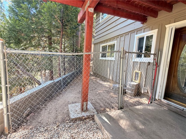 363 Castle Gate, Lake Arrowhead, CA 92352