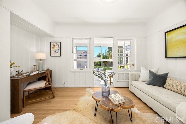 852 E Howard Street, Pasadena CA: https://media.crmls.org/medias/885933b0-2071-4cef-ba7c-687693131fc4.jpg