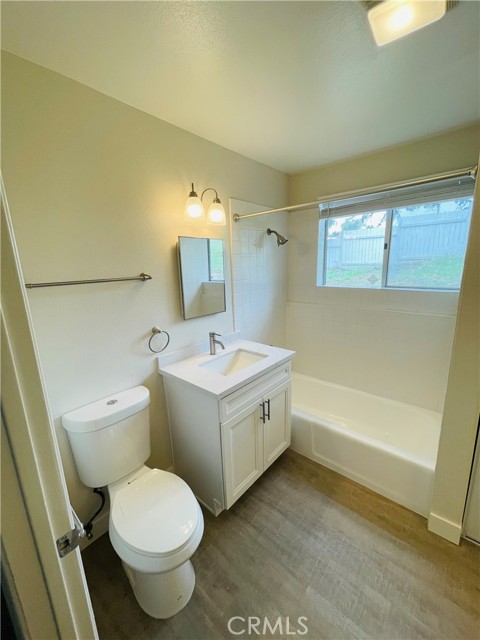 Detail Gallery Image 25 of 31 For 3823 Robinhood Ln #C,  Vista,  CA 92084 - 2 Beds | 1 Baths