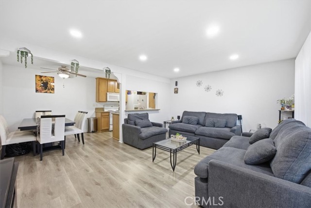 Detail Gallery Image 3 of 26 For 1133 Sepulveda Bld #O101,  Torrance,  CA 90502 - 2 Beds | 1 Baths