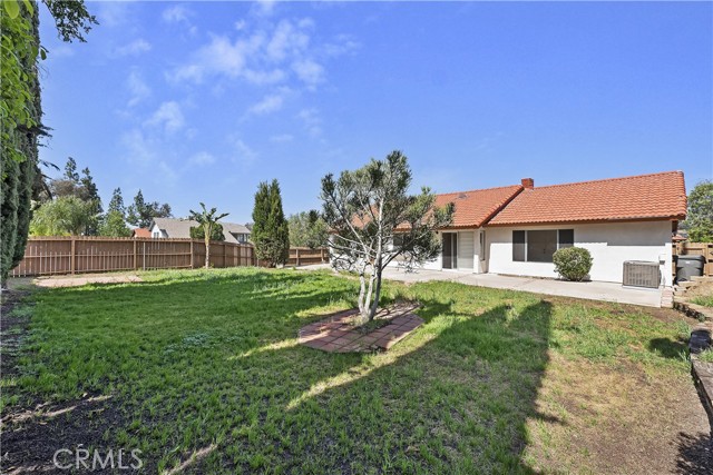 24185 Rimview Road, Moreno Valley CA: https://media.crmls.org/medias/8859ae84-2928-4b73-a1dc-3fb98bd9a67e.jpg