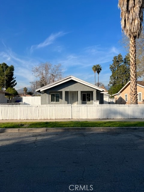 Image 2 for 124 Temple St, San Bernardino, CA 92410