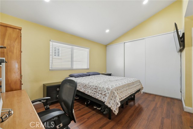 Detail Gallery Image 26 of 41 For 4505 Santa Ana #C,  Cudahy,  CA 90201 - 3 Beds | 3 Baths