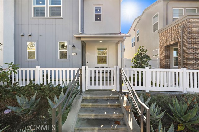 Detail Gallery Image 3 of 28 For 1141 Brush Creek, Rancho Mission Viejo,  CA 92694 - 3 Beds | 2/1 Baths