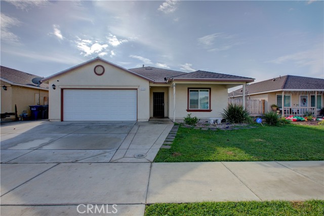Detail Gallery Image 1 of 1 For 272 E San Pedro St, Merced,  CA 95341 - 4 Beds | 2 Baths