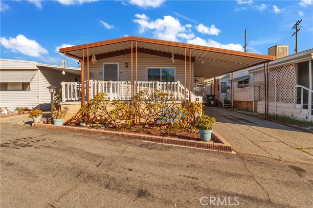 Detail Gallery Image 2 of 37 For 2550 Pacific Coast Highway, Torrance,  CA 90505 - 2 Beds | 2 Baths