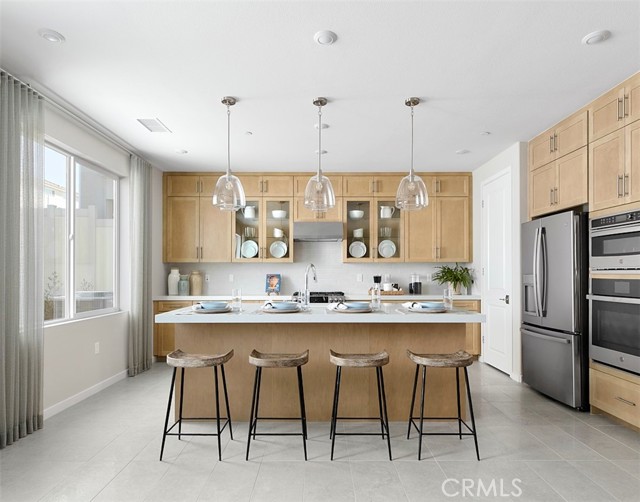 Detail Gallery Image 2 of 13 For 18208 Aerie Way, Canyon Country,  CA 91350 - 4 Beds | 3 Baths