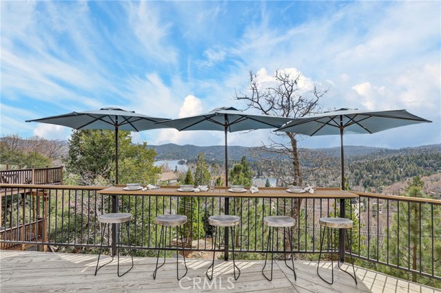 Detail Gallery Image 2 of 62 For 27604 Matterhorn Drive, Lake Arrowhead,  CA 92352 - 3 Beds | 2/1 Baths