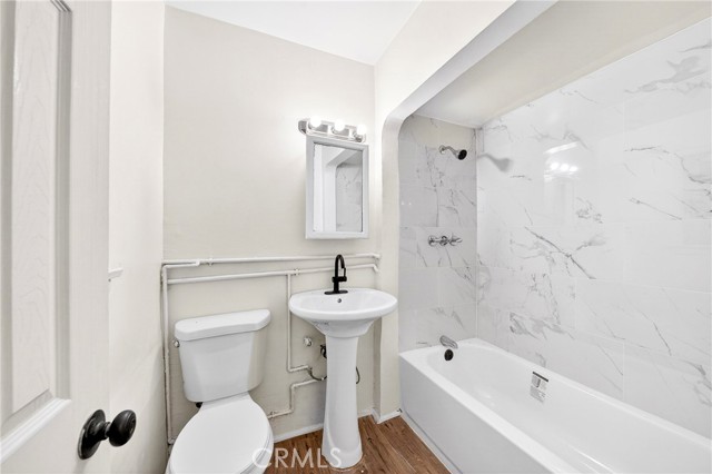 11389 Lee Ave., Adelanto CA: https://media.crmls.org/medias/885d0cb9-d955-42ce-a088-c8b939e57a20.jpg