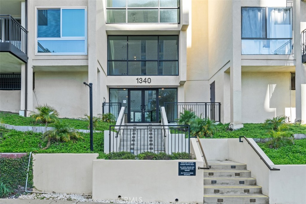 1340 S Beverly Glen Boulevard #310