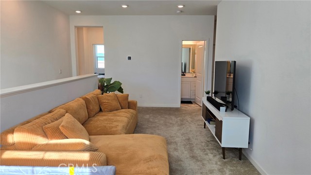 Detail Gallery Image 16 of 41 For 906 Lemon Dr, Pomona,  CA 91768 - 3 Beds | 2/1 Baths