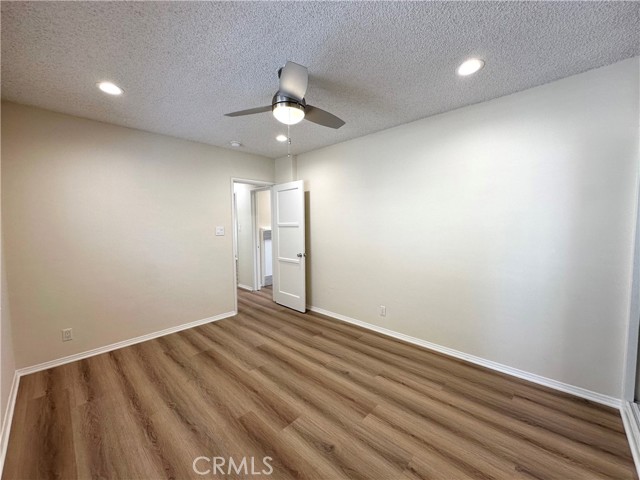 1436 S Holt Avenue, Los Angeles CA: https://media.crmls.org/medias/885ef060-55a0-4314-90c5-19acc9ad8e01.jpg