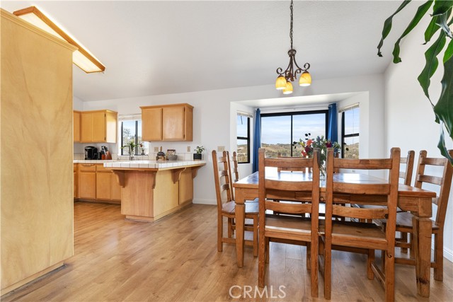 Detail Gallery Image 14 of 44 For 207 Quarterhorse, Paso Robles,  CA 93446 - 3 Beds | 2 Baths