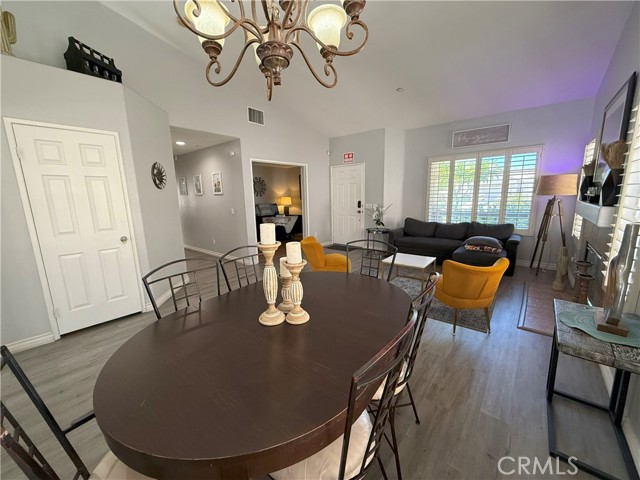 Detail Gallery Image 4 of 50 For 7665 Poppy Ln, Fontana,  CA 92336 - 4 Beds | 2 Baths