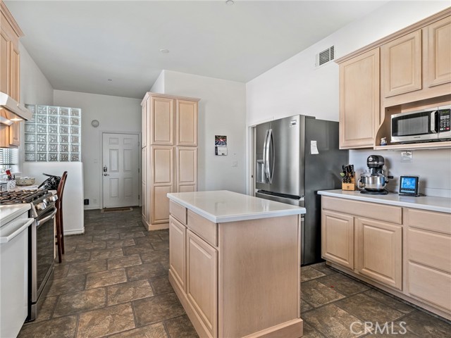 Detail Gallery Image 27 of 70 For 21972 Ocotillo Way, Apple Valley,  CA 92308 - 3 Beds | 2/1 Baths
