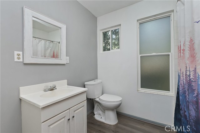 Detail Gallery Image 32 of 45 For 197 Weisshorn Dr, Crestline,  CA 92325 - 4 Beds | 3 Baths