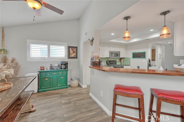 Detail Gallery Image 11 of 64 For 6755 Foxcroft Ct, Chino,  CA 91710 - 2 Beds | 2/1 Baths