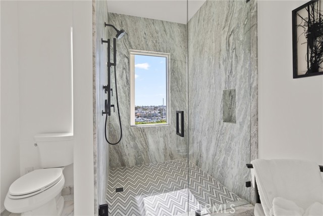 Detail Gallery Image 61 of 70 For 1409 Dolphin Terrace, Corona Del Mar,  CA 92625 - 5 Beds | 5/2 Baths