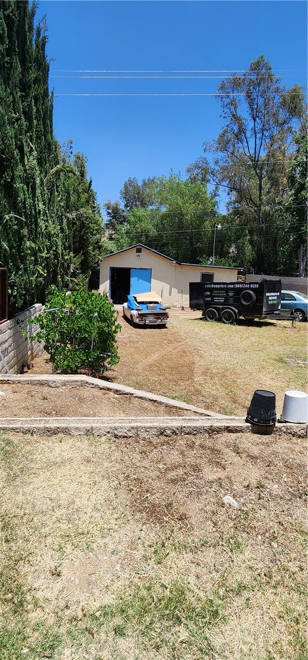Image 14 of 27 For 35756 Grandview Drive