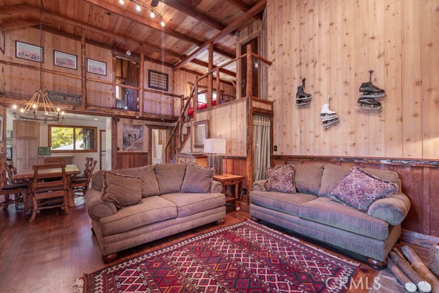 Detail Gallery Image 11 of 55 For 103 Big Bear Tract, Fawnskin,  CA 92333 - 4 Beds | 1/2 Baths