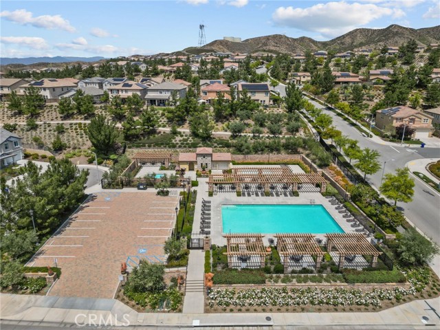 19512 Griffith Drive, Saugus CA: https://media.crmls.org/medias/88629a65-68e6-48cc-846c-c2fa789ea332.jpg
