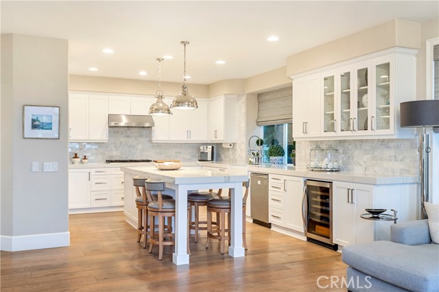 1435 High Bluff Drive, Newport Beach CA: https://media.crmls.org/medias/88632012-ca5b-4136-8505-2c2370ed1d78.jpg