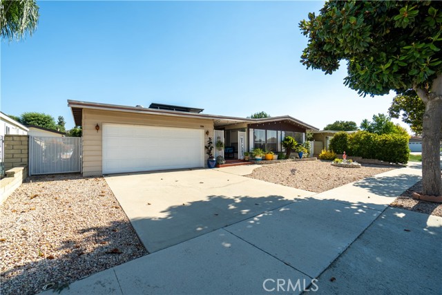 Detail Gallery Image 1 of 1 For 1384 Jasmine Way, Hemet,  CA 92545 - 2 Beds | 2 Baths