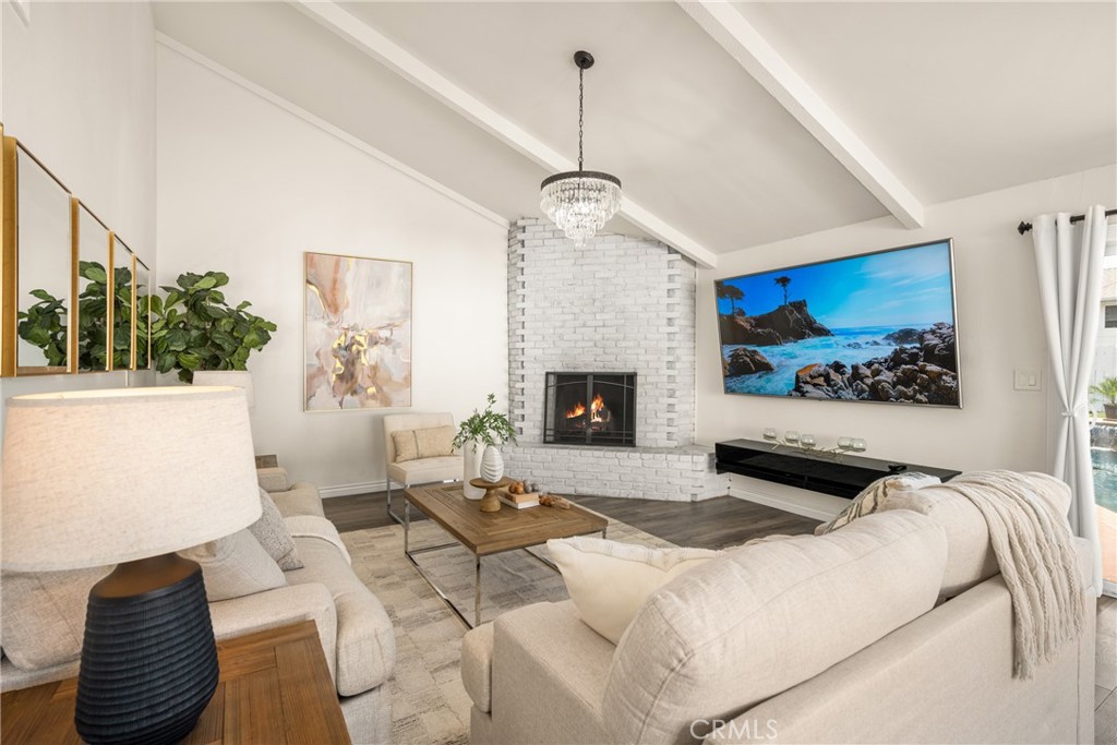 886443c9 0b30 42ec 8377 B1e72e0f6904