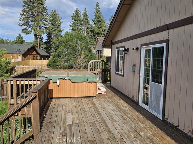 Detail Gallery Image 3 of 17 For 42560 Falcon Ave, Big Bear Lake,  CA 92315 - 3 Beds | 2 Baths