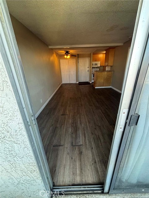 Detail Gallery Image 14 of 33 For 21800 Schoenborn St #217,  Canoga Park,  CA 91304 - 1 Beds | 1 Baths