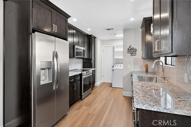 Detail Gallery Image 14 of 39 For 28533 Copper Creek Dr, Coarsegold,  CA 93614 - 3 Beds | 2 Baths