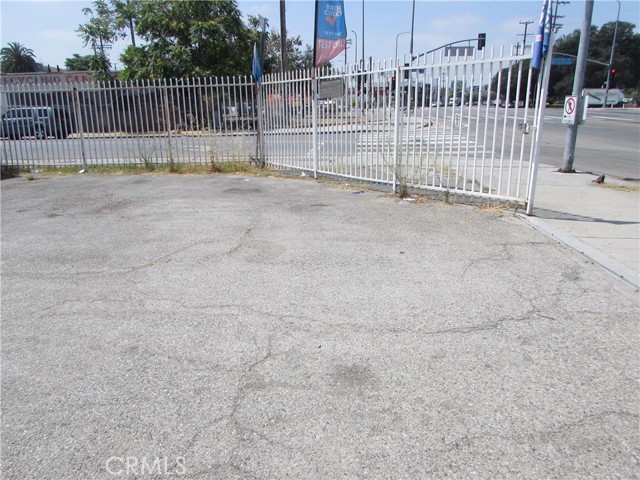 Image 26 of 50 For 3900 Figueroa