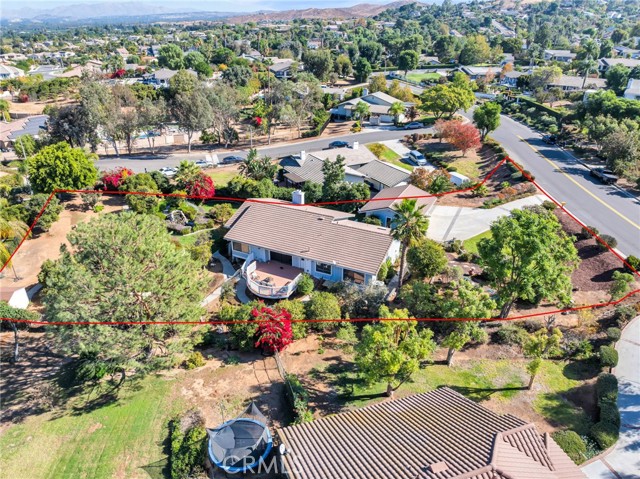 Detail Gallery Image 33 of 35 For 10651 Orchard View Ln, Riverside,  CA 92503 - 4 Beds | 2 Baths