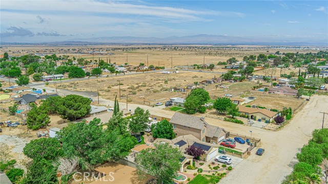 42631 51st W Street, Quartz Hill CA: https://media.crmls.org/medias/8866a87c-778d-4775-bbbc-8adf882ec8b1.jpg