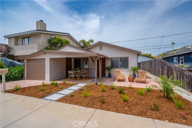 214 Placentia Avenue, Pismo Beach CA: https://media.crmls.org/medias/88671d55-1415-433a-9bbe-baa1a03c0d6b.jpg