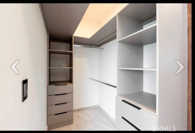 Detail Gallery Image 9 of 17 For 37 Calle Circuito Bruma, –,  – 45200 - 3 Beds | 2 Baths