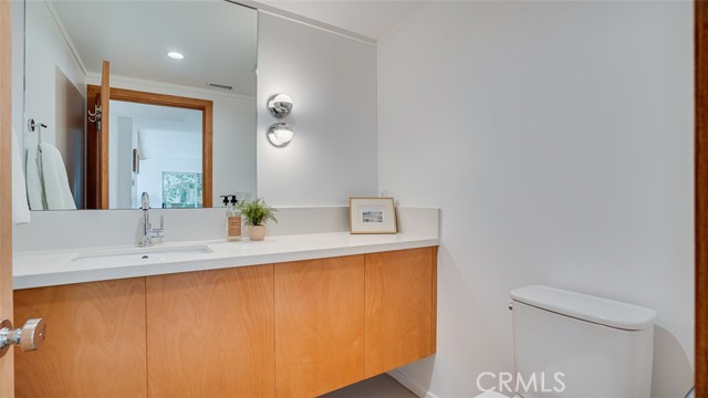 Image 30 of 75 For 854 Avenue 37