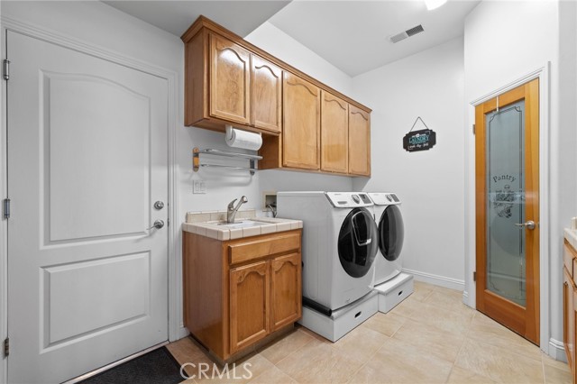 Detail Gallery Image 44 of 54 For 13946 Santa Fe Ct, Bakersfield,  CA 93314 - 4 Beds | 3 Baths