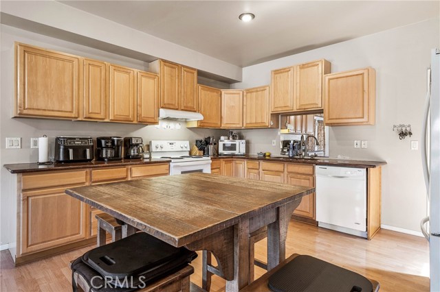 Detail Gallery Image 20 of 56 For 2920 Meadow Creek Rd, Clearlake Oaks,  CA 95423 - 3 Beds | 2/1 Baths