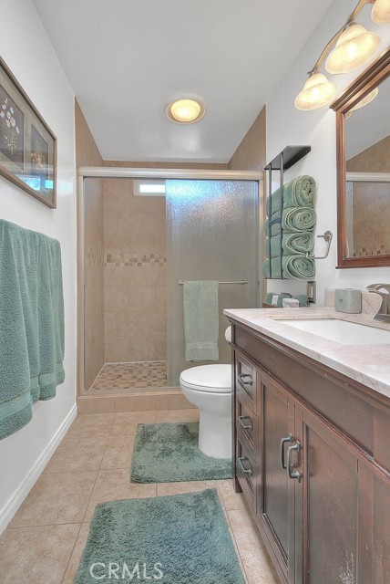 Detail Gallery Image 45 of 67 For 5026 Hersholt, Lakewood,  CA 90712 - 5 Beds | 2 Baths