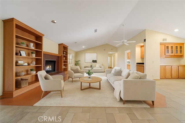 4431 Knox Avenue, Rosamond CA: https://media.crmls.org/medias/886910c1-3192-4d53-b151-c8d8965b3fe0.jpg