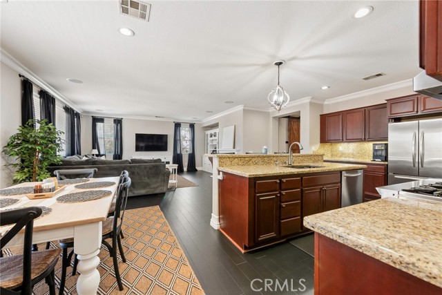 16767 Eagle Peak Road, Riverside CA: https://media.crmls.org/medias/8869c9db-472e-4f48-995d-43f53abc0b36.jpg