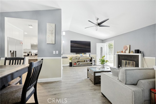 Detail Gallery Image 5 of 31 For 37525 Christina Ct, Palmdale,  CA 93552 - 3 Beds | 2 Baths