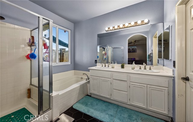 Detail Gallery Image 15 of 17 For 31611 Saddle Ridge, Lake Elsinore,  CA 92532 - 3 Beds | 2 Baths