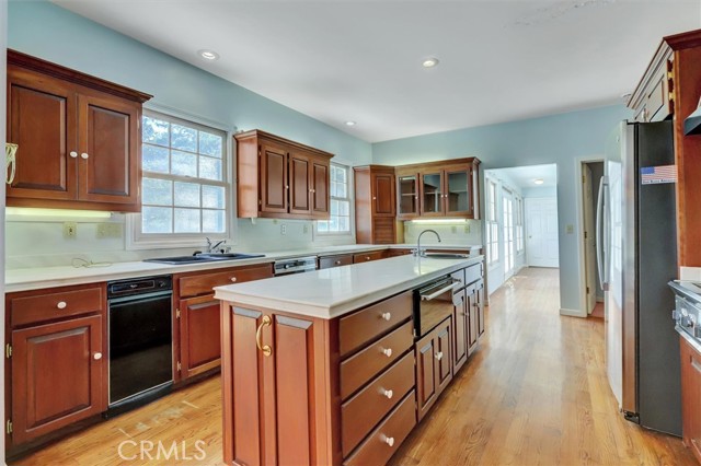Detail Gallery Image 11 of 21 For 19555 Black Oak Ln, Grass Valley,  CA 95949 - 4 Beds | 4/2 Baths