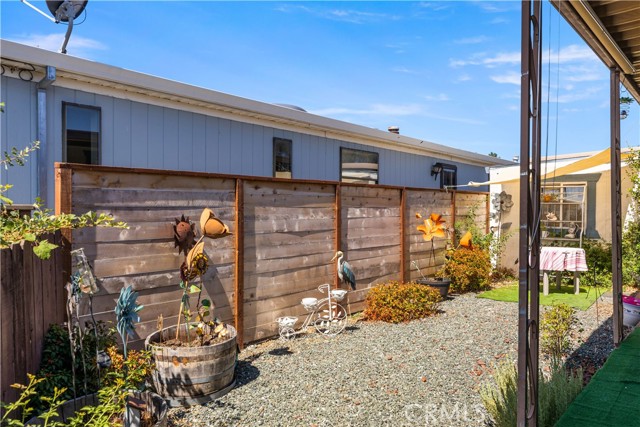 Detail Gallery Image 31 of 37 For 5830 Robin Hill Dr #64,  Lakeport,  CA 95453 - 2 Beds | 2 Baths